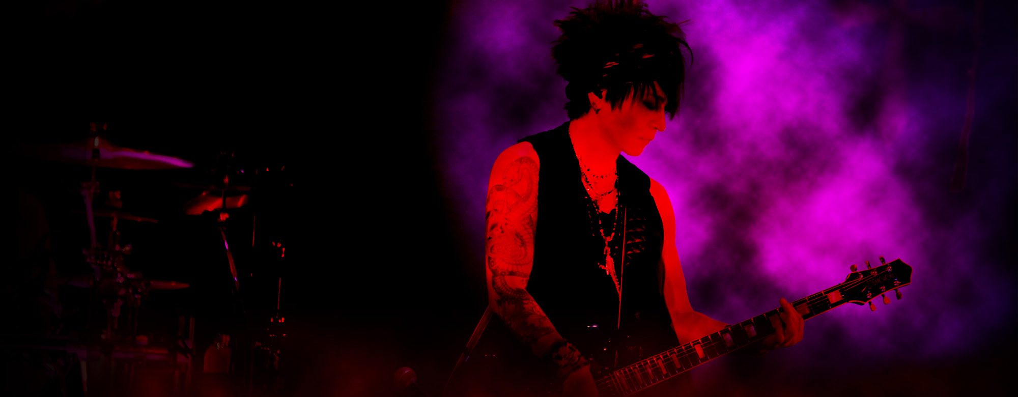 VAMPS LIVE 2014-2015 SPECIAL SITE